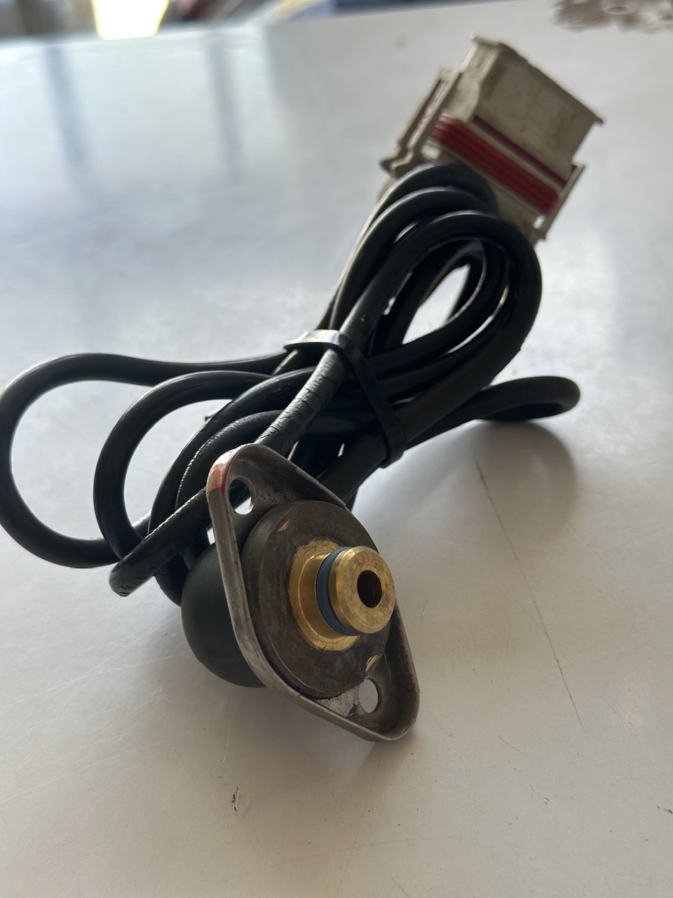 سنسور فشار روغن موتور استوک