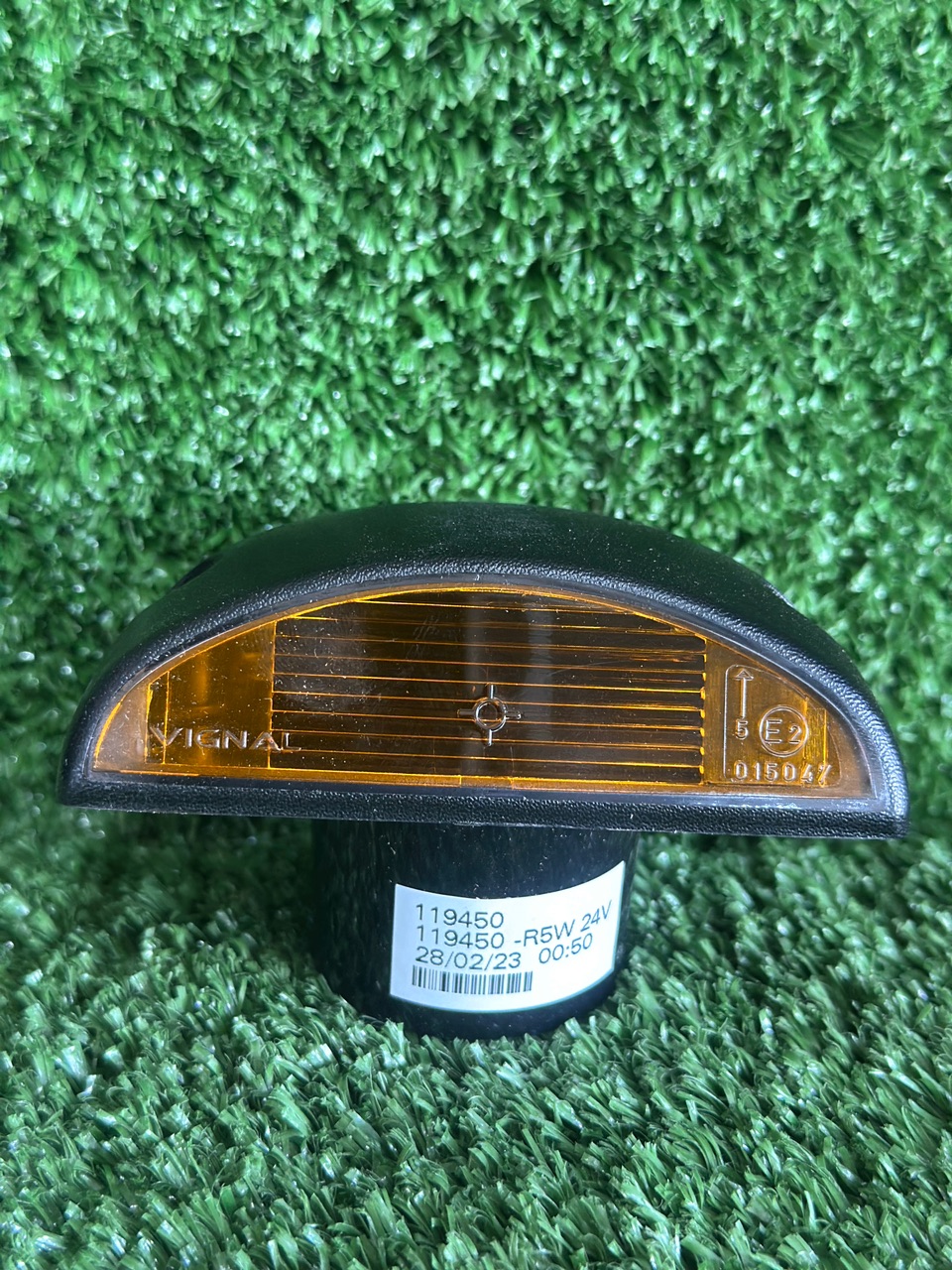 چراغ گنبدی رکاب رنو پریمیوم ویگنال اصلی VIGNAL