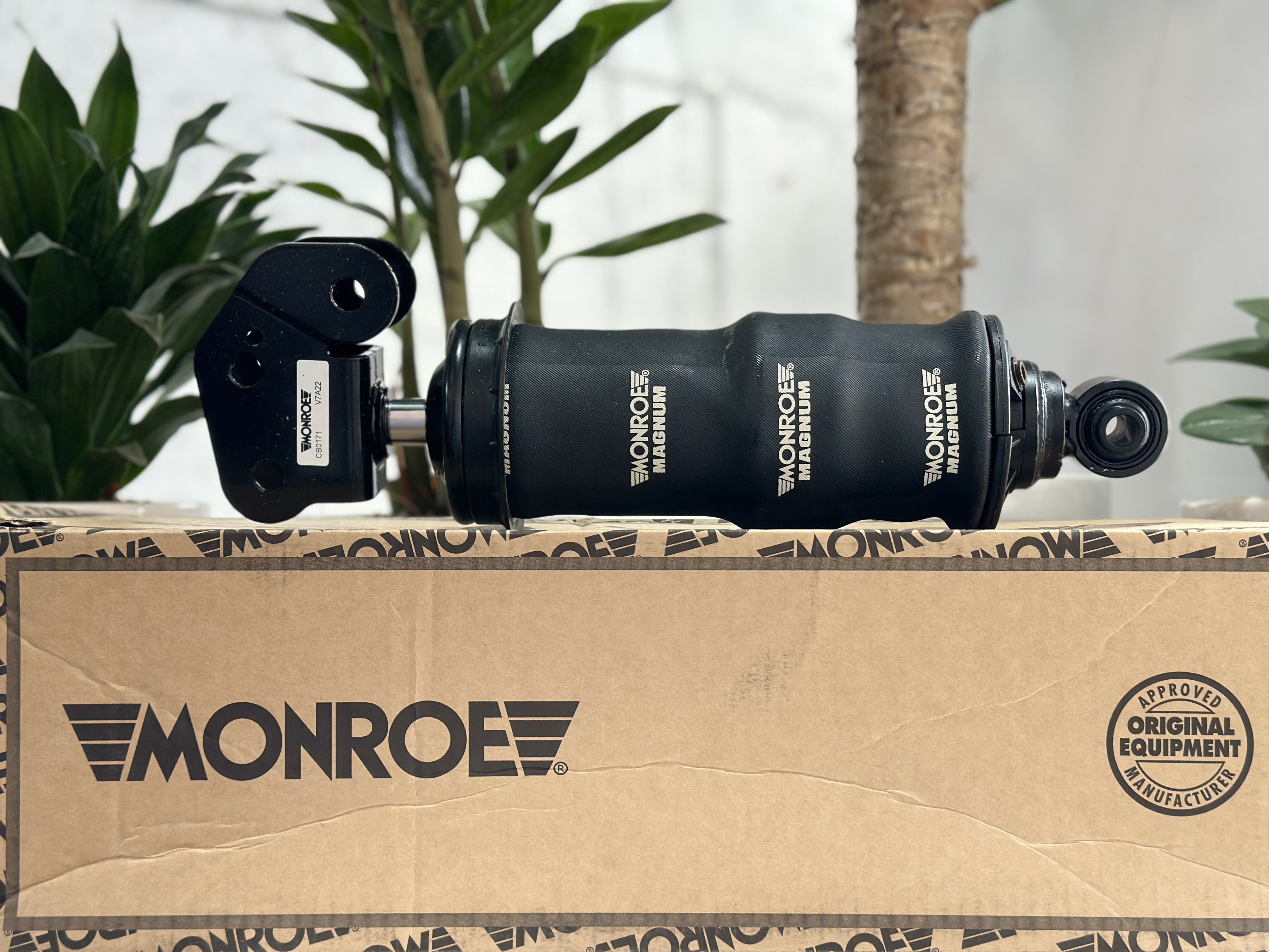 کمک بالن پشت اتاق رنو پریمیوم MONROE مونرو CB0171