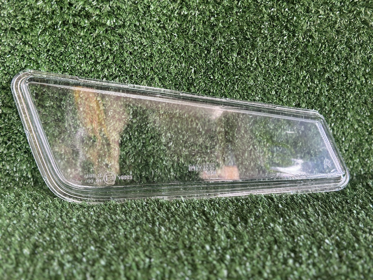 شیشه مه شکنFH13 ترک