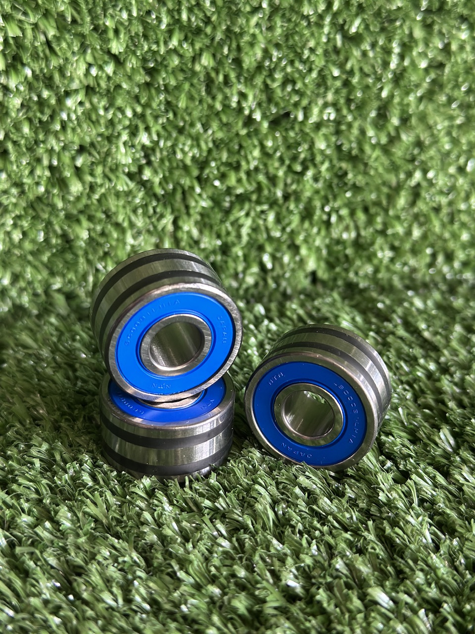 بلبرینگ کوچک دینام اصلی اسکانیاNTN ژاپن