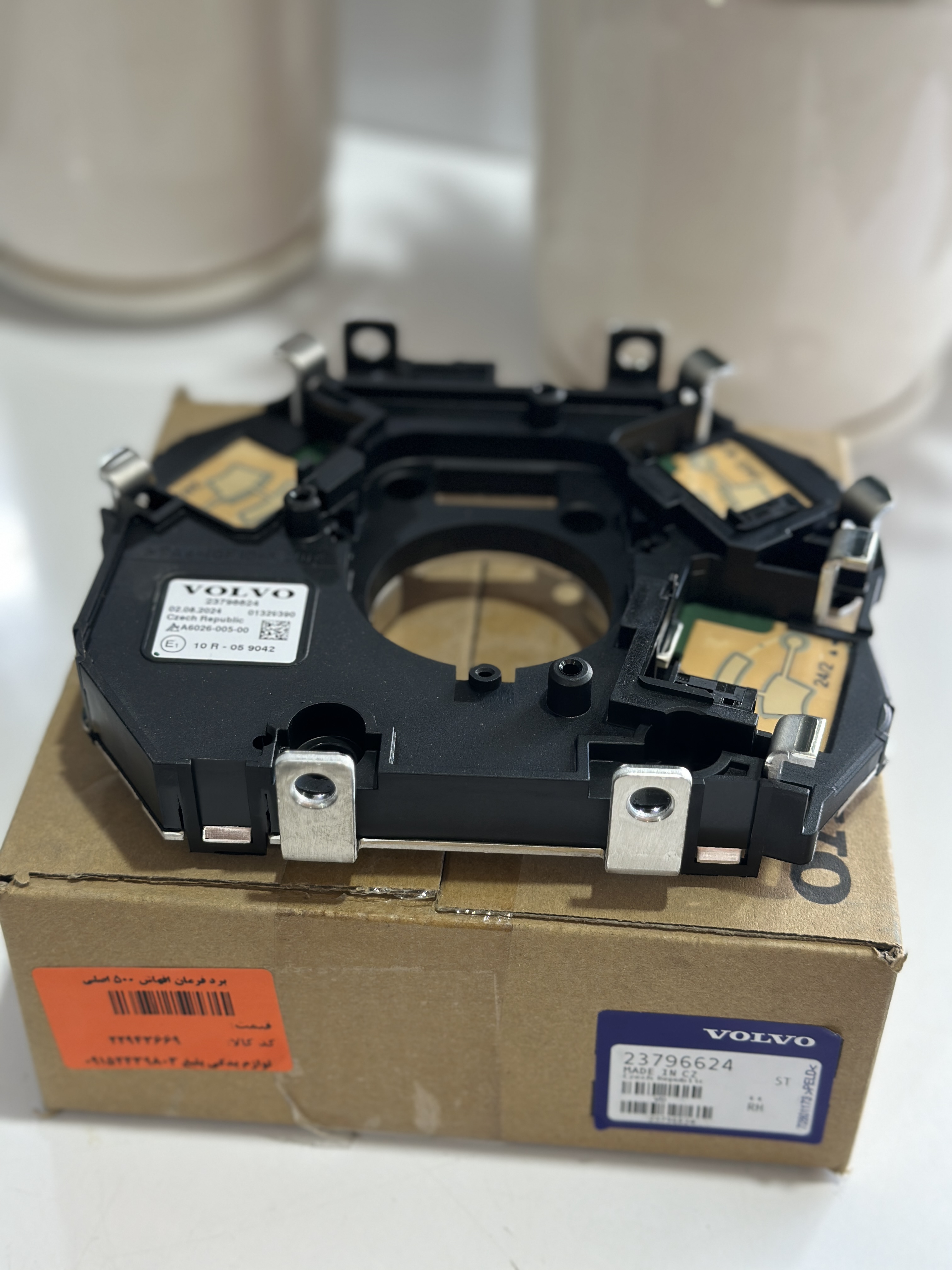 برد کام فرمان FH500- اصلی VOLVO