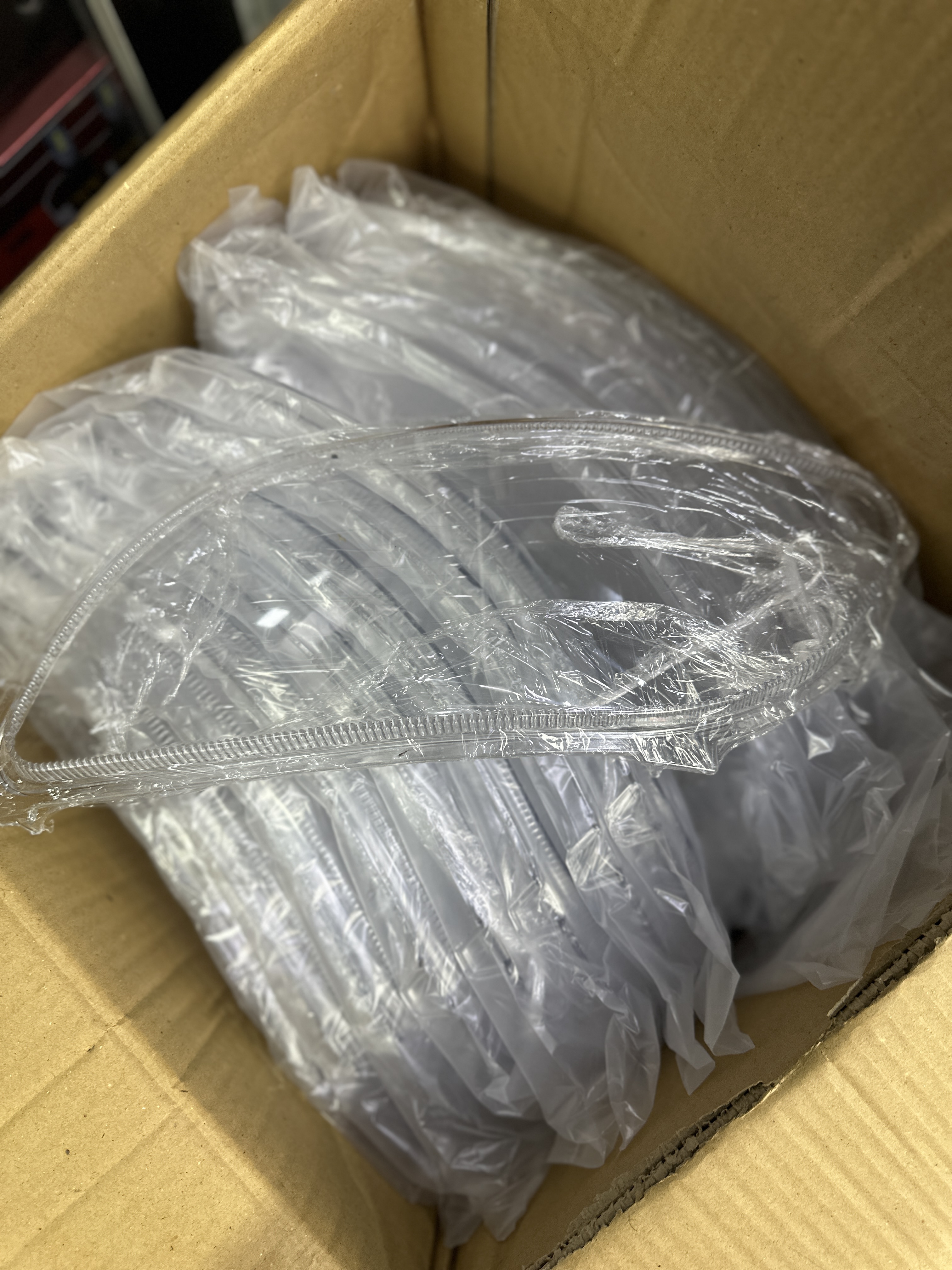 شیشه مه شکن داف یورو6