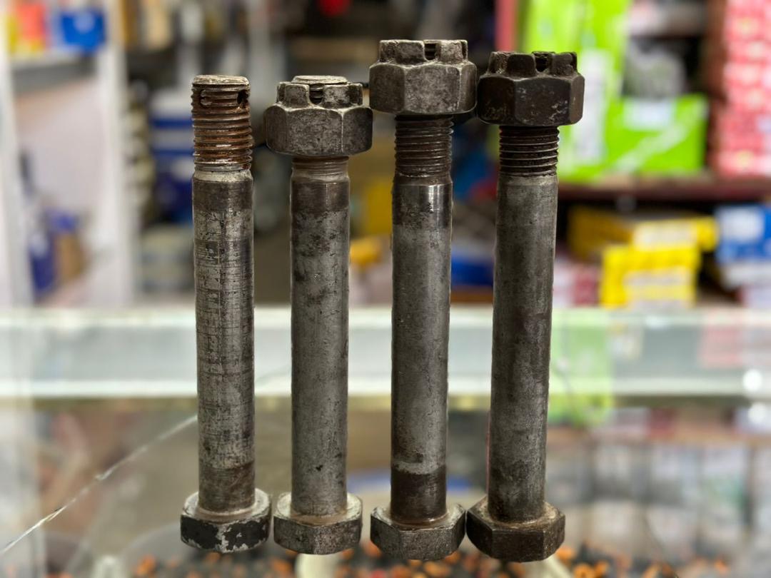 پیچ فنر عقب اصلی اسکانیا