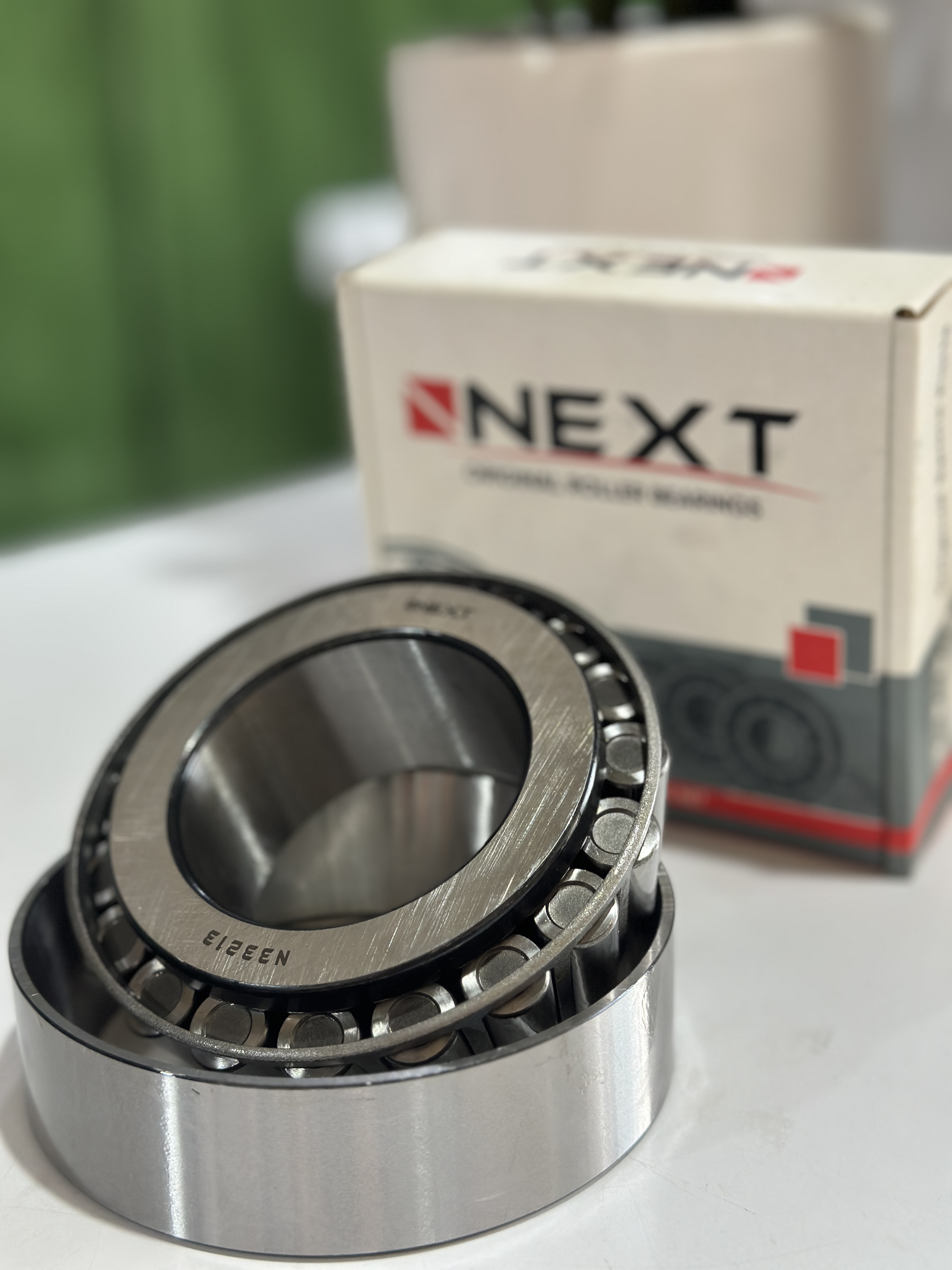 بلبرینگ چرخ تریلی 33213