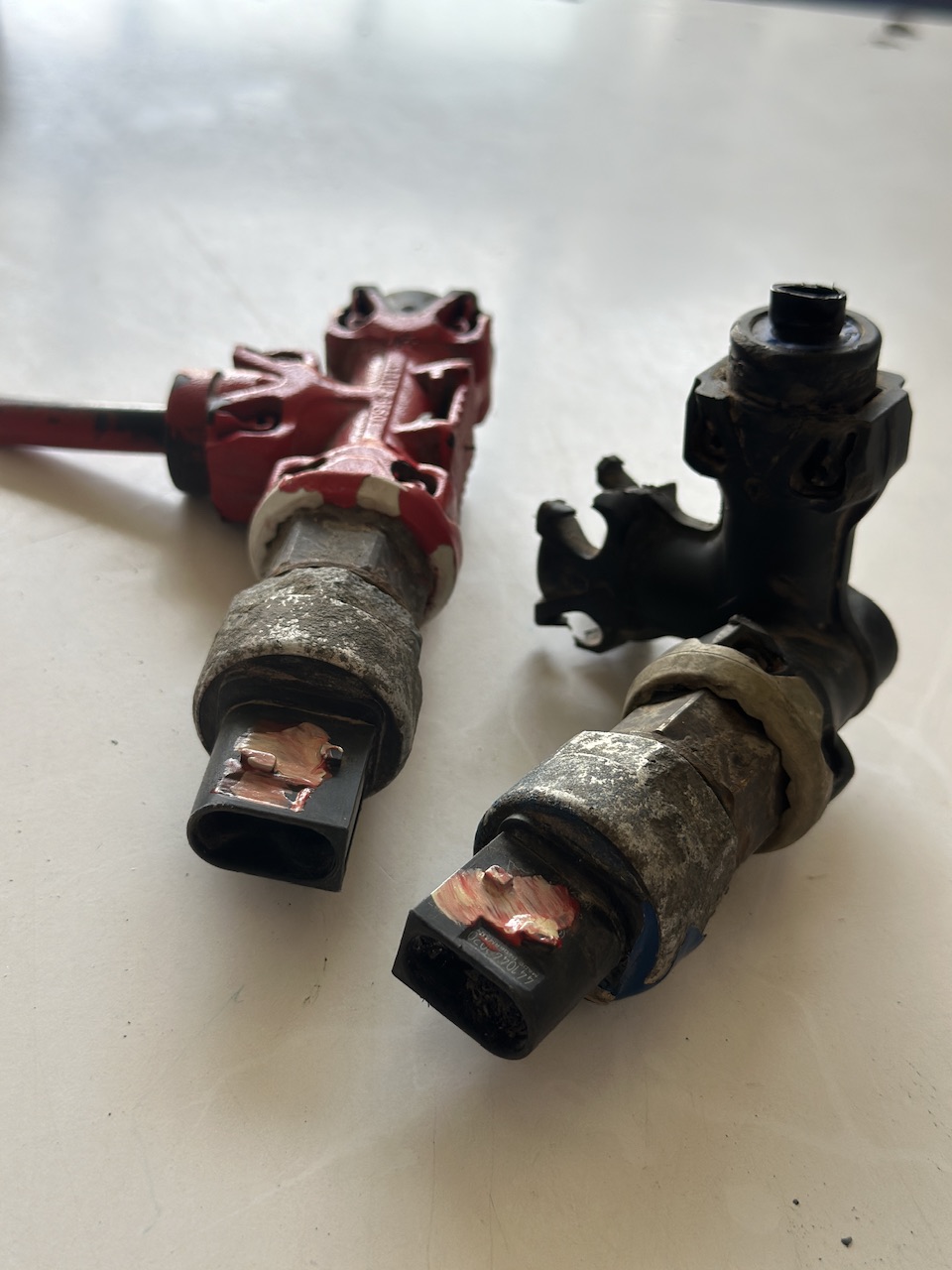 سنسور سوکت مربع فشار کیسه باد۱۳ لیتری